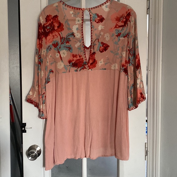 Kori American women’s babydoll style v-neck floral embroidered top - Picture 4 of 5